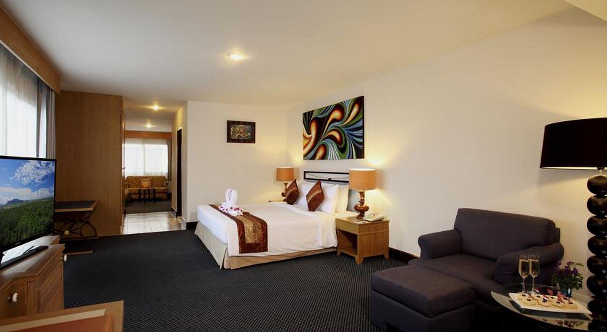Golden Beach Cha-Am Hotel Dış mekan fotoğraf