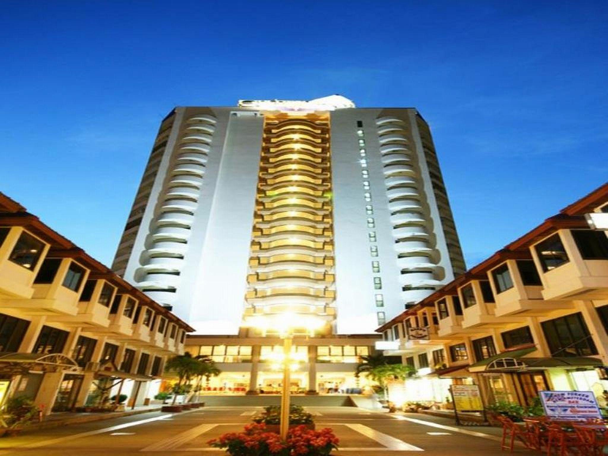 Golden Beach Cha-Am Hotel Dış mekan fotoğraf